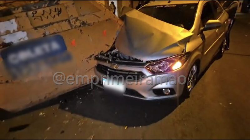 Câmera registra momento em que motorista atinge caçamba em Franca