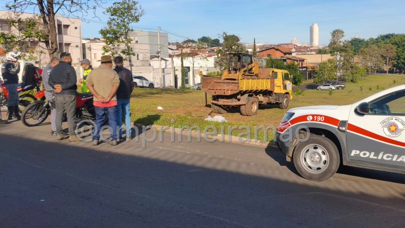 Morador em situação de rua é prensado por caminhão em praça de Franca