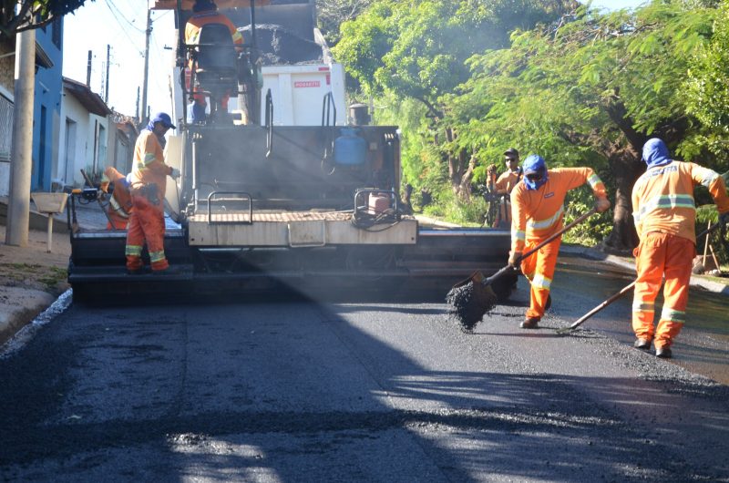 Avenida Margarida Fornazier recebe o ‘Asfalto Novo’