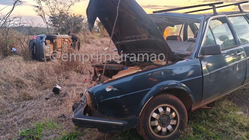 Colisão frontal entre dois veículos por pouco não termina em tragédia em Franca