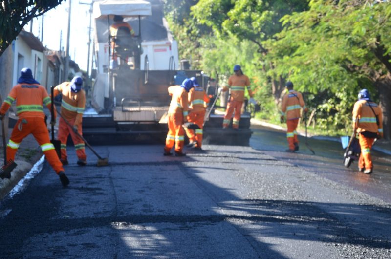 Prefeitura de Franca prepara ruas dos Jardins Aeroporto 3 e 4 para recapeamento