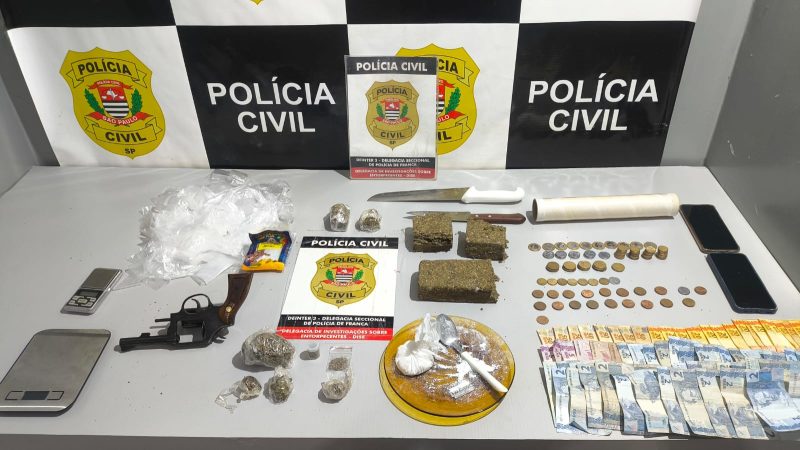 Mandado de busca termina com prisão por tráfico e apreensão de arma em Franca