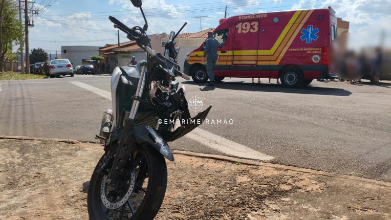 Motorista avança sinal de pare e causa acidente com motociclista em Franca