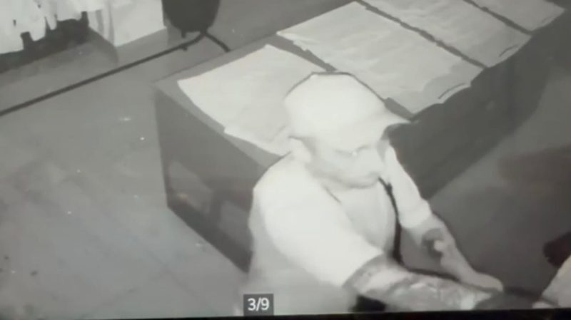 Loja de roupas femininas é alvo de furto durante a madrugada em Franca