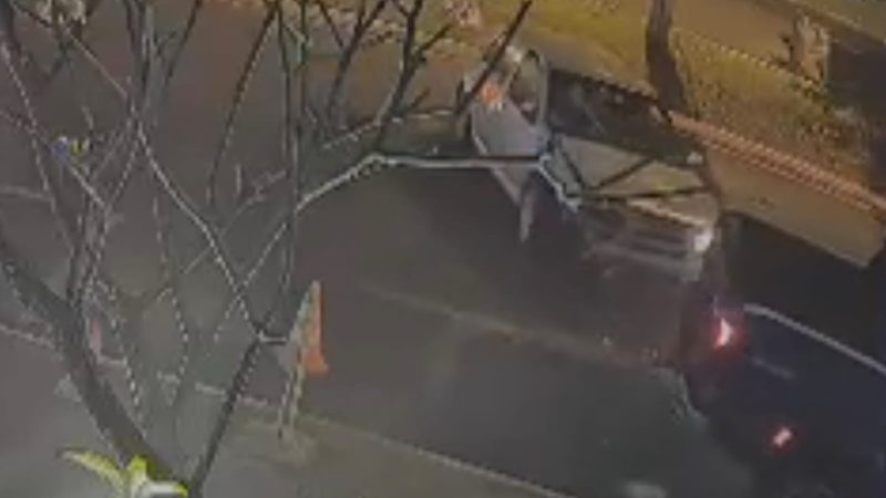 Suposto racha termina em acidente e fuga no Parque Universitário, em Franca