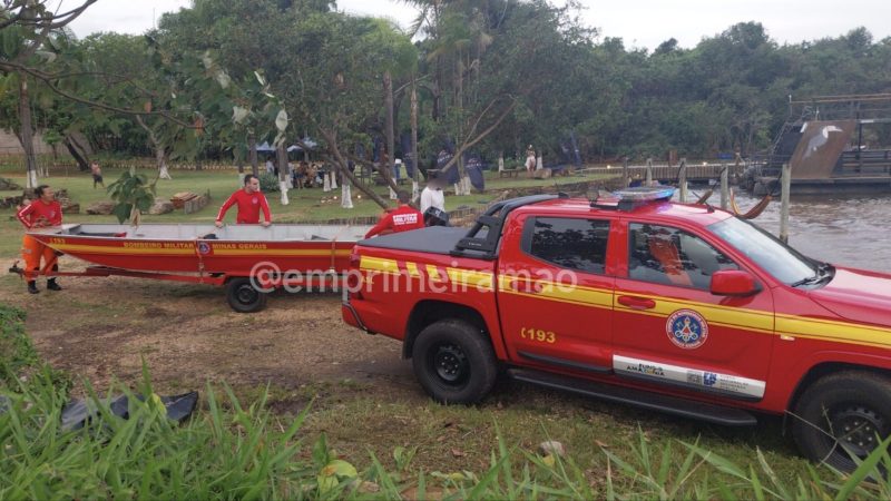 Equipes buscam adolescente que desapareceu no Rio Grande após queda de jet ski