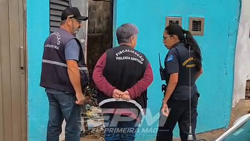 Seis cães são encontrados em situação insalubre e com possíveis maus-tratos na Vila Rezende, em Franca